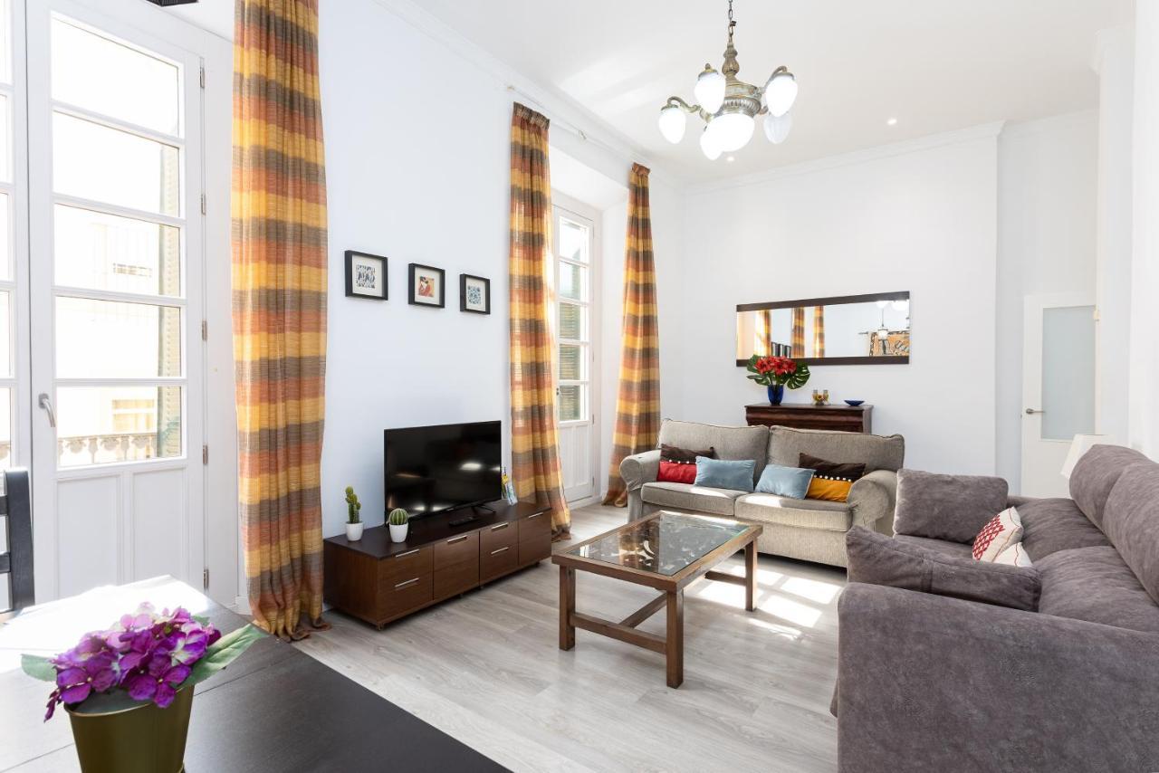 Julieta Historical Apartment By Alohamalaga Ngoại thất bức ảnh