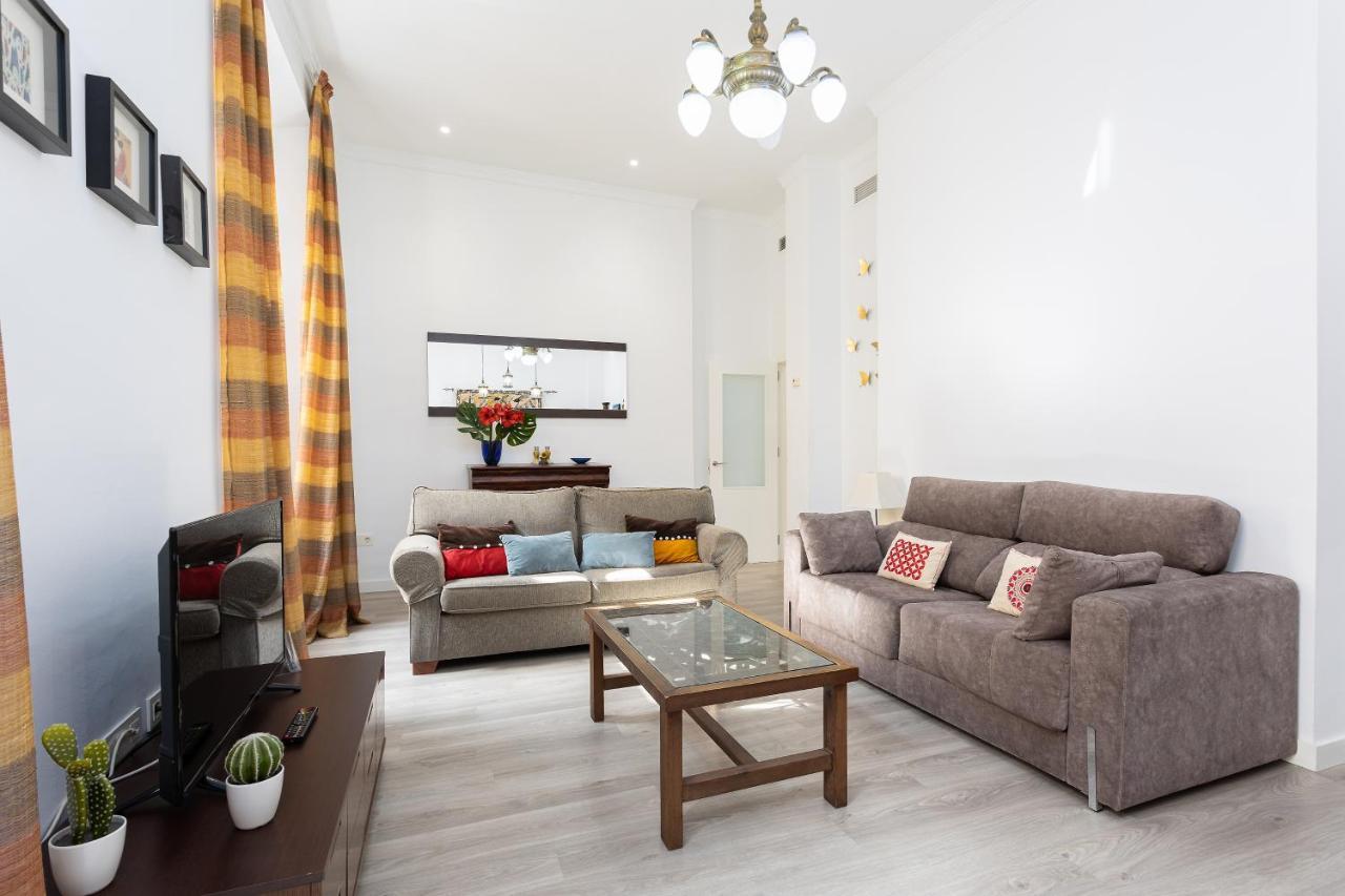Julieta Historical Apartment By Alohamalaga Ngoại thất bức ảnh