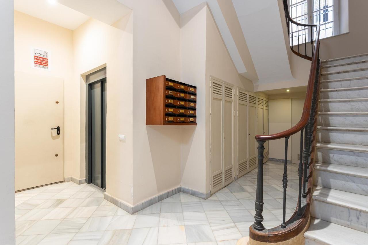 Julieta Historical Apartment By Alohamalaga Ngoại thất bức ảnh